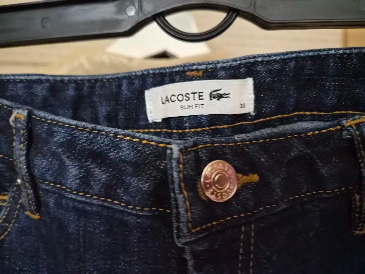 ラコステ デニム
