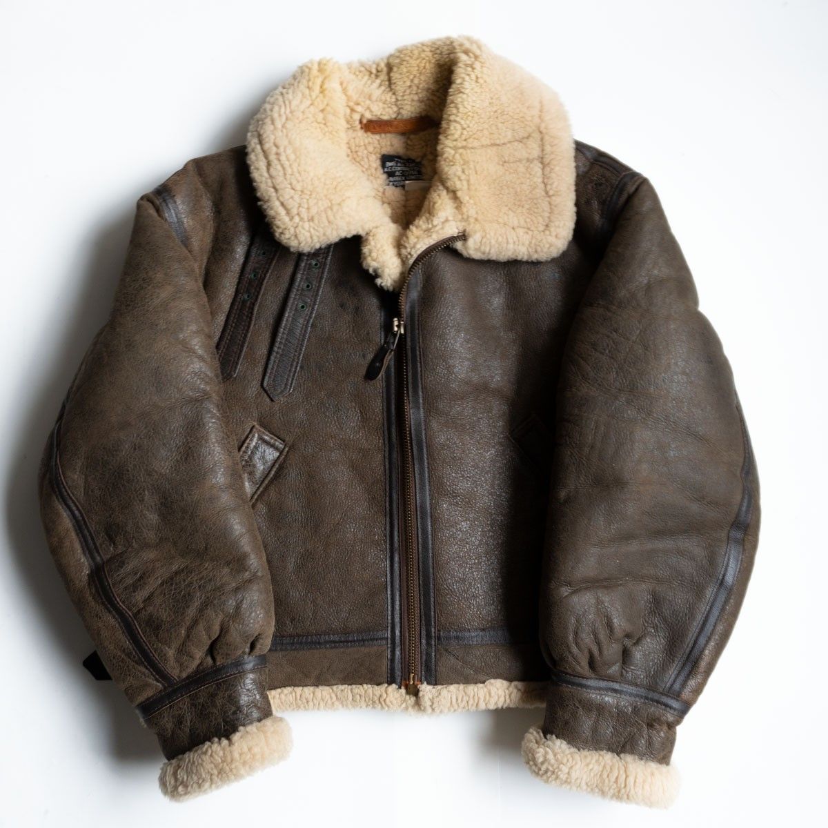 雰囲気抜群 ビッグサイズ AVIREX B-3 ムートンボンバージャケット 42 アヴィレックス フライト レザー ジャケット 25110135