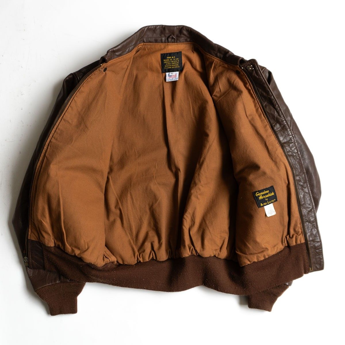 ブラウン レザー