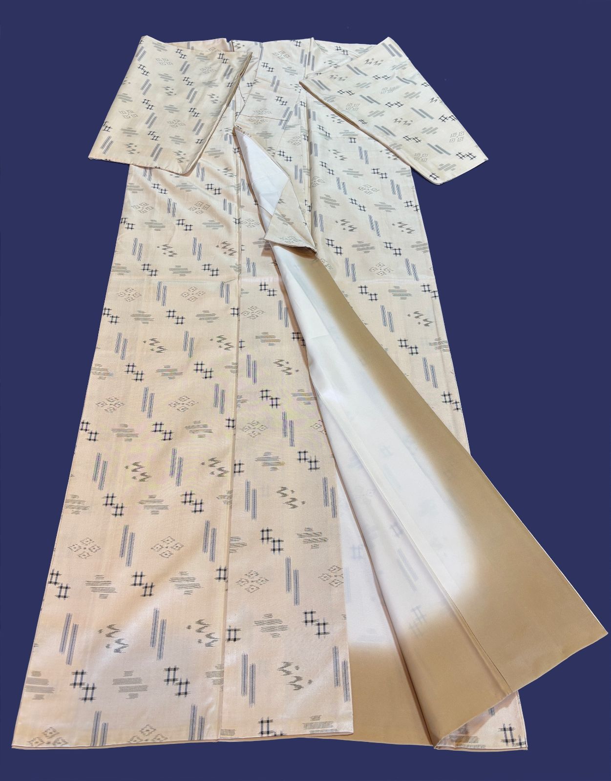 薄クリーム地袷きもの 未着用