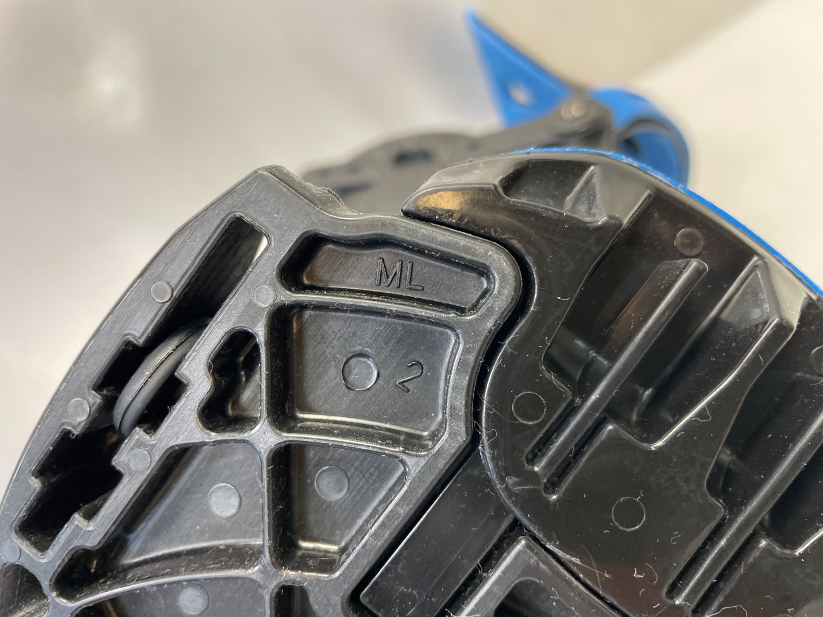 ◇ スノーボード バインディング kissmark unlimit [ M/L ] キスマーク