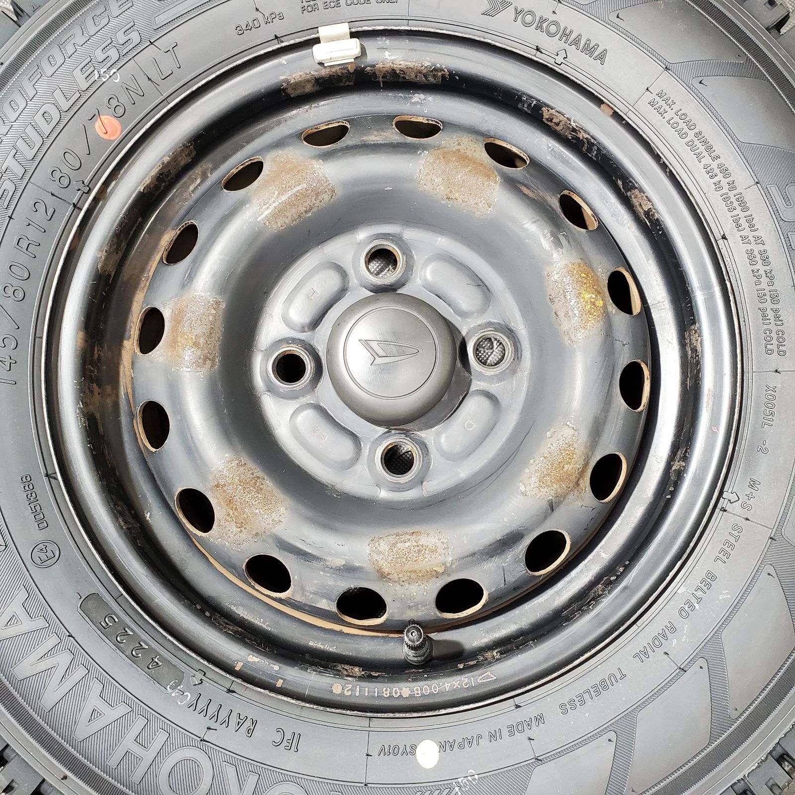 25年製 タイヤ 145 80 R 12 78 N LT ヨコハマ SY 01 ダイハツ ハイゼット スタッドレスタイヤ 冬タイヤ 1173