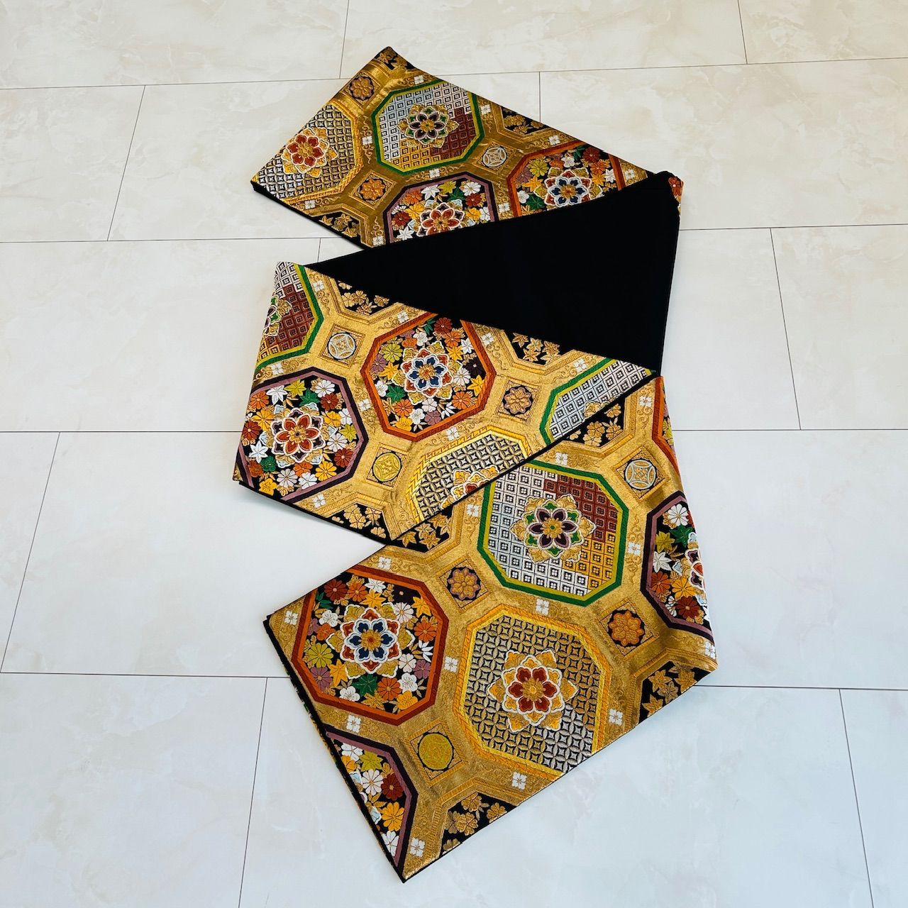 管理番号KKVMI 88