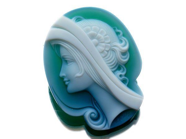 ジュエリー エルヴィン ポーリー作 美しい女性像 グリーンストーンカメオルース 34.8mm×27.0mm a2853v