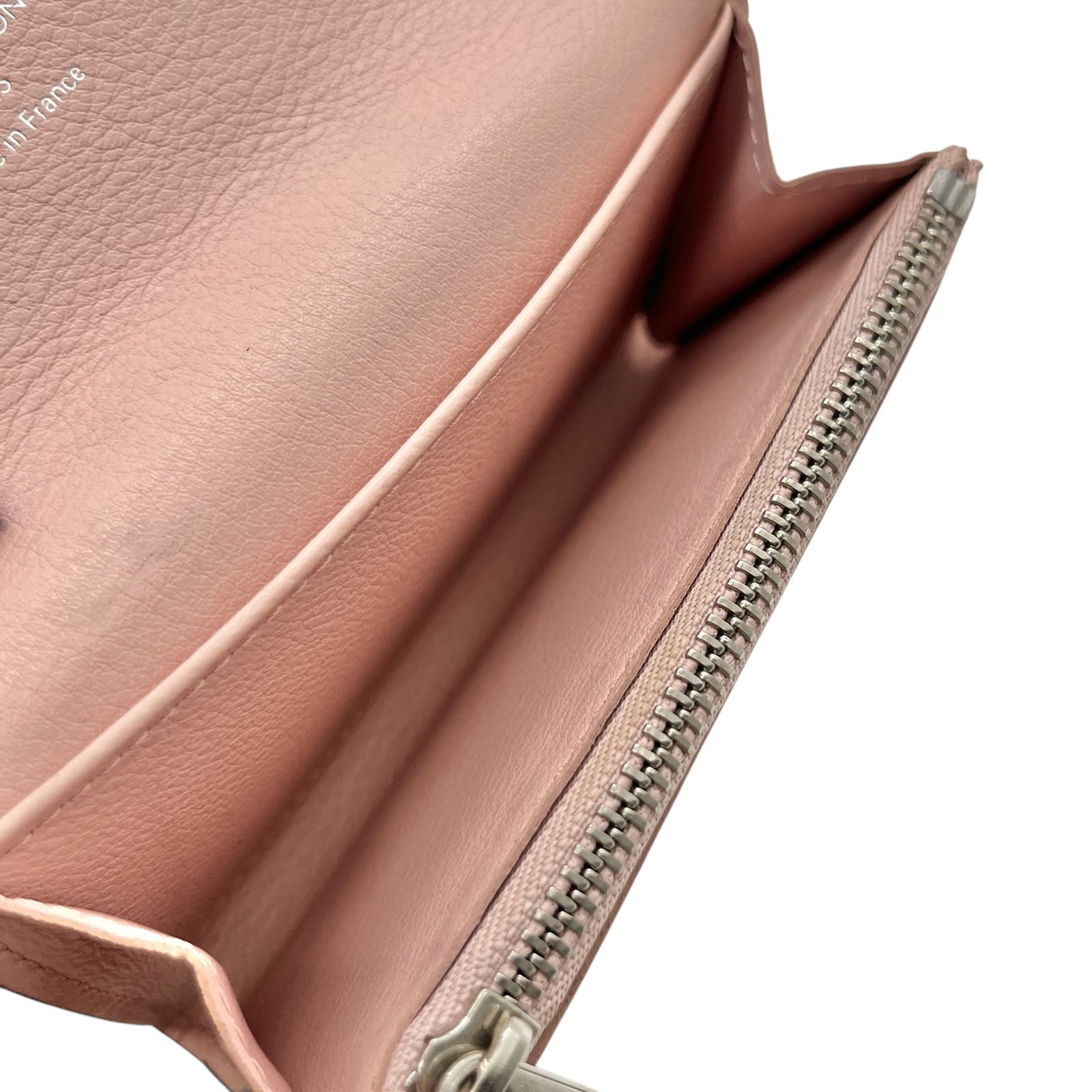 マヒナ 二つ折り財布