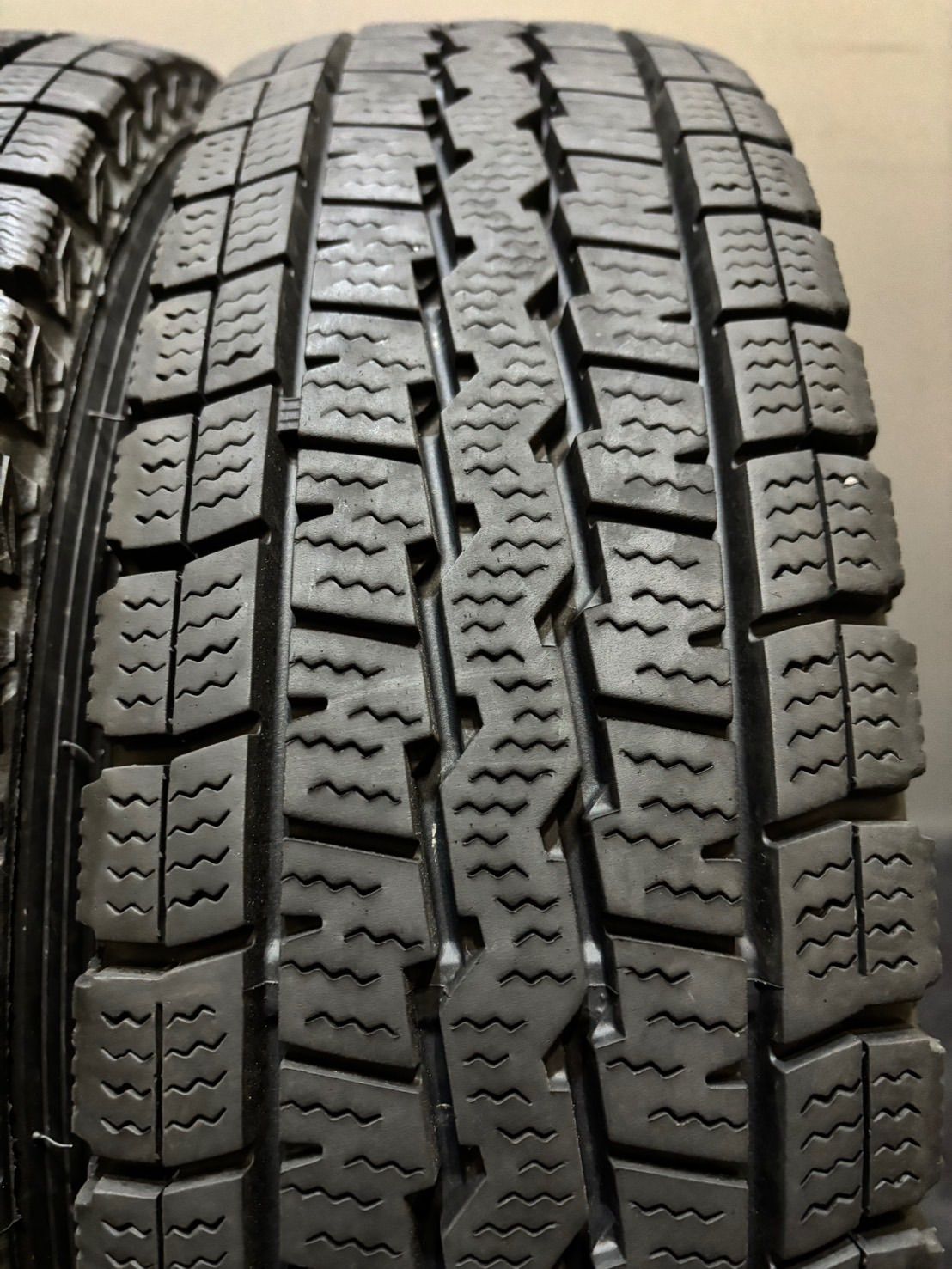 145 80 R 12 DUNLOP WINTER MAXX SV 01 21年製 スタッドレス 4本 ダンロップ ウィンターマックス 軽トラ 軽バン 4 K 604