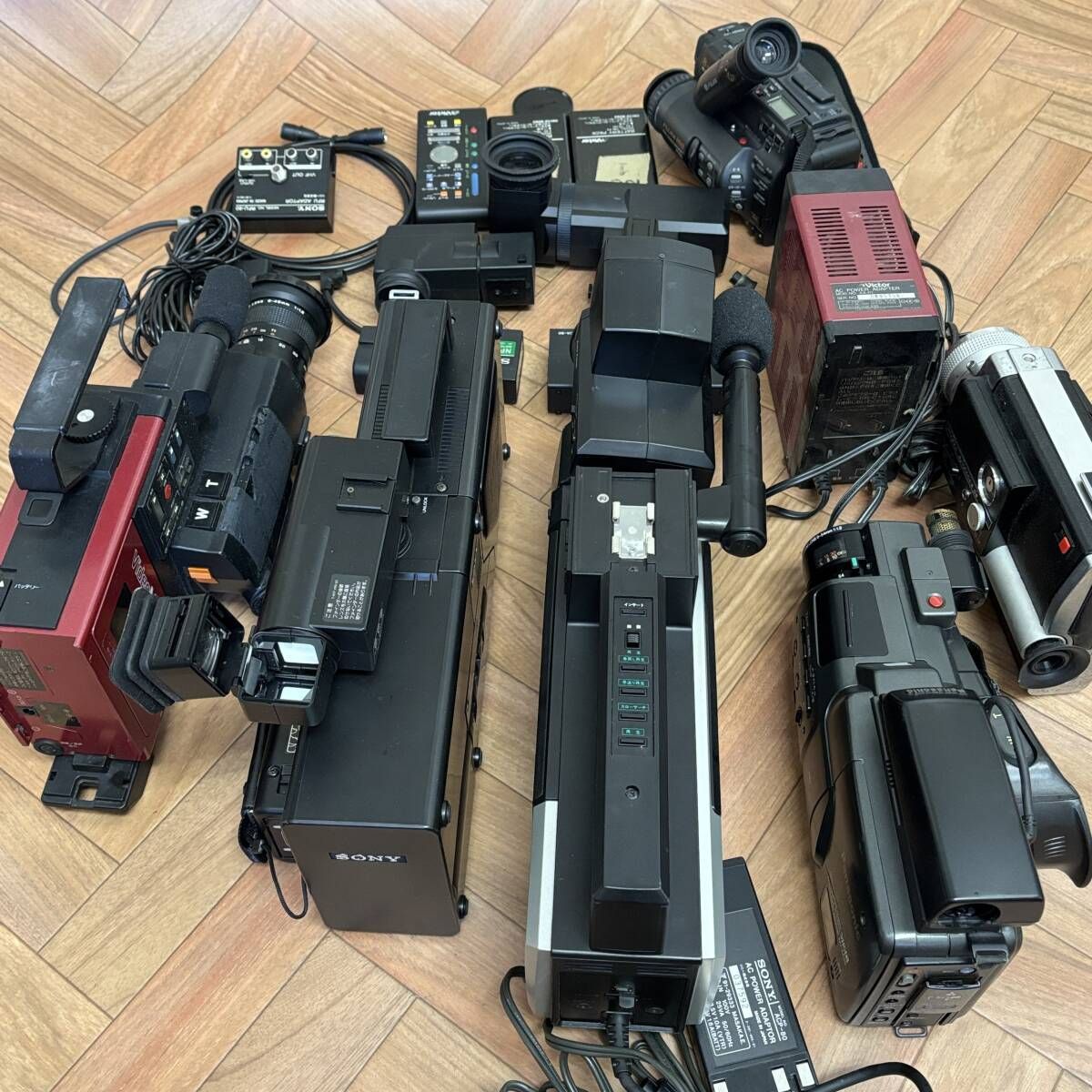 ビデオカメラ まとめ ジャンク 3台セット ちょっと豪華なジャンクまとめ【まとめ】デジタルビデオカメラ6台＋