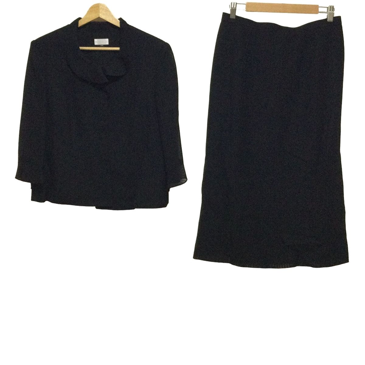 NINARICCI ニナリッチ スカートセットアップ レディース - 黒