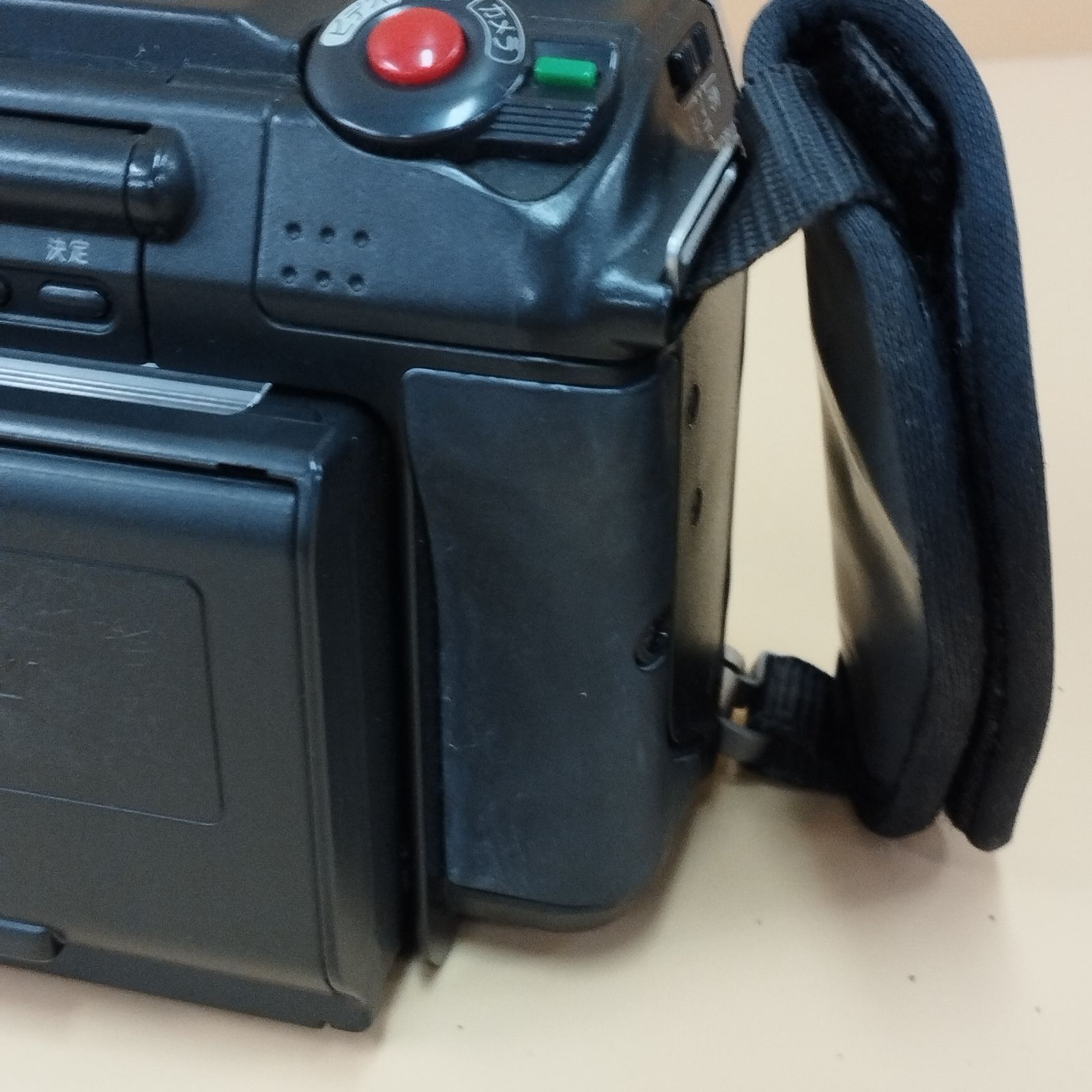 D9899] SONY Hi8/8mm ビデオカメラ CCD-SC65 ソニー ハンディカム