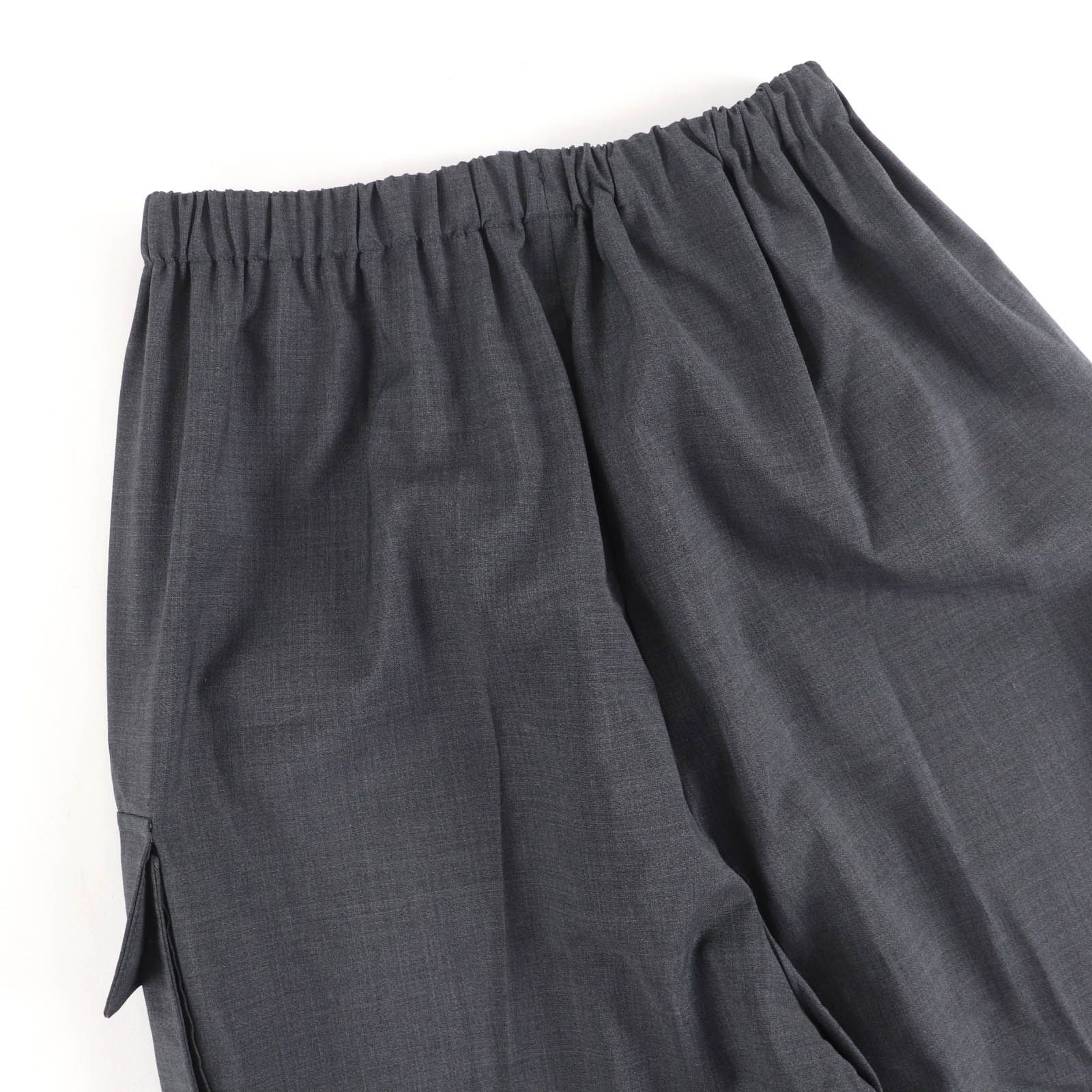 バージンウール100％ カーゴパンツ