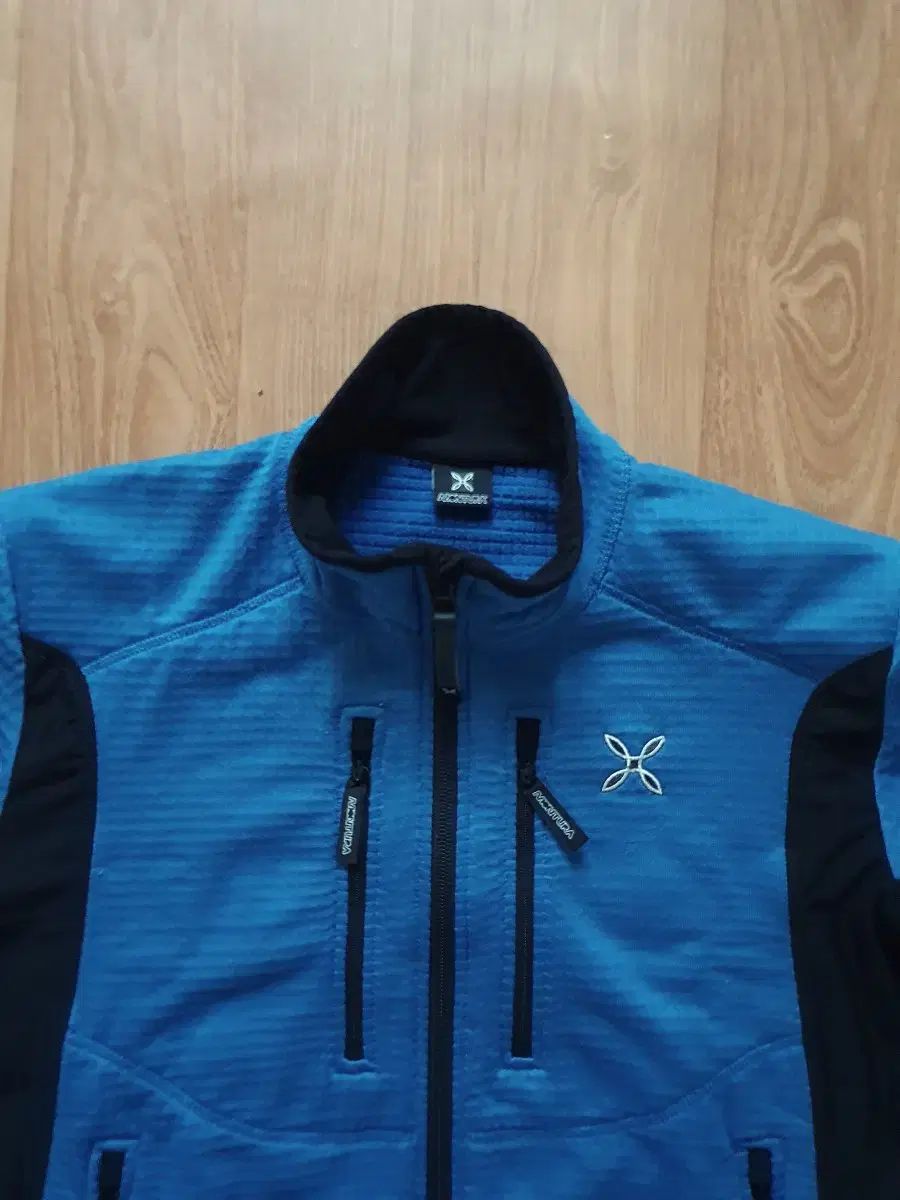 MONTURA モンチュラ ファイル ストレッチ M