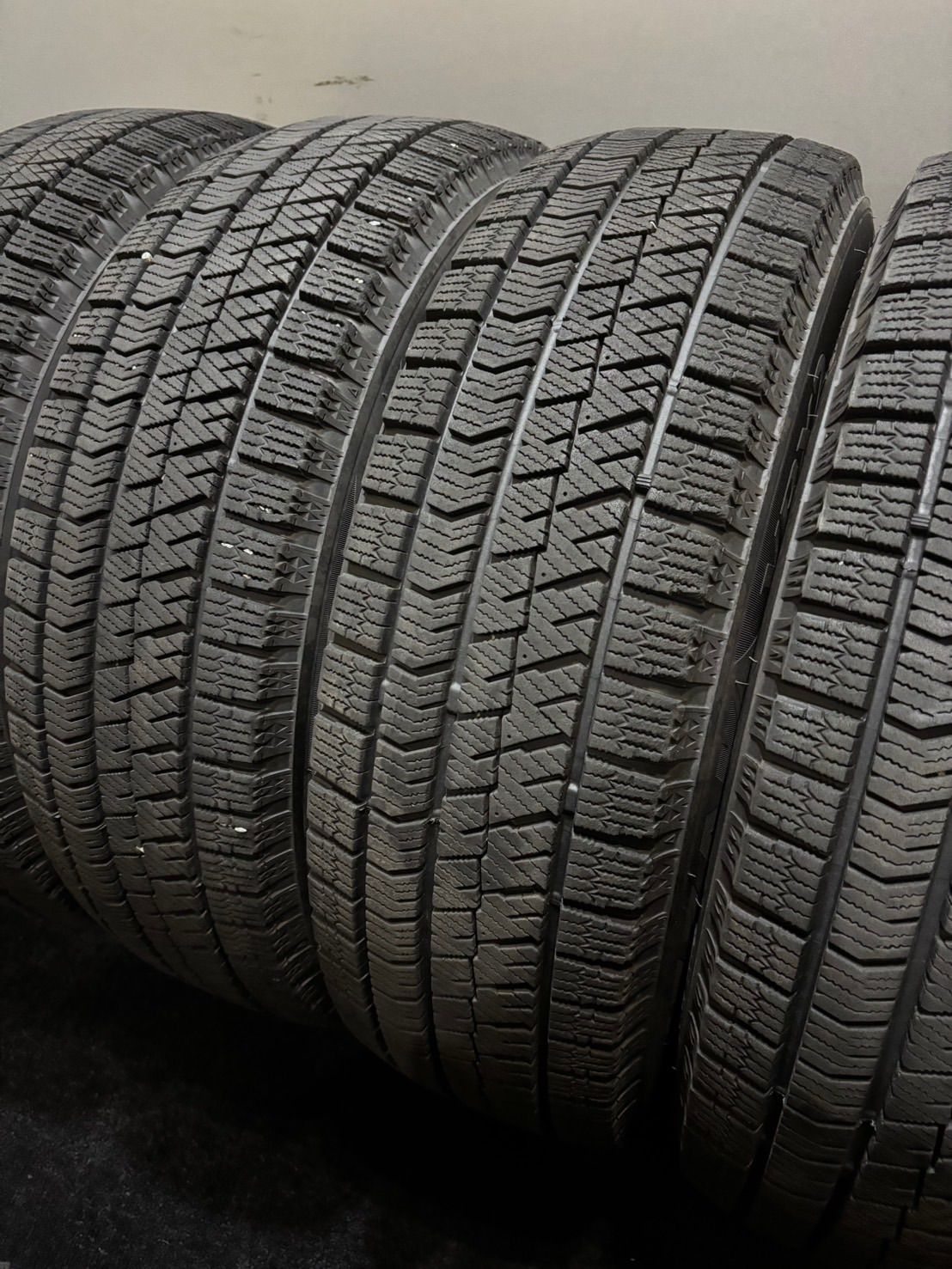 185 65 R 15 VRX 2 21年製 スタッドレス 4本 ブリヂストン ブリザック シエンタ アクア フリード フィット K 607