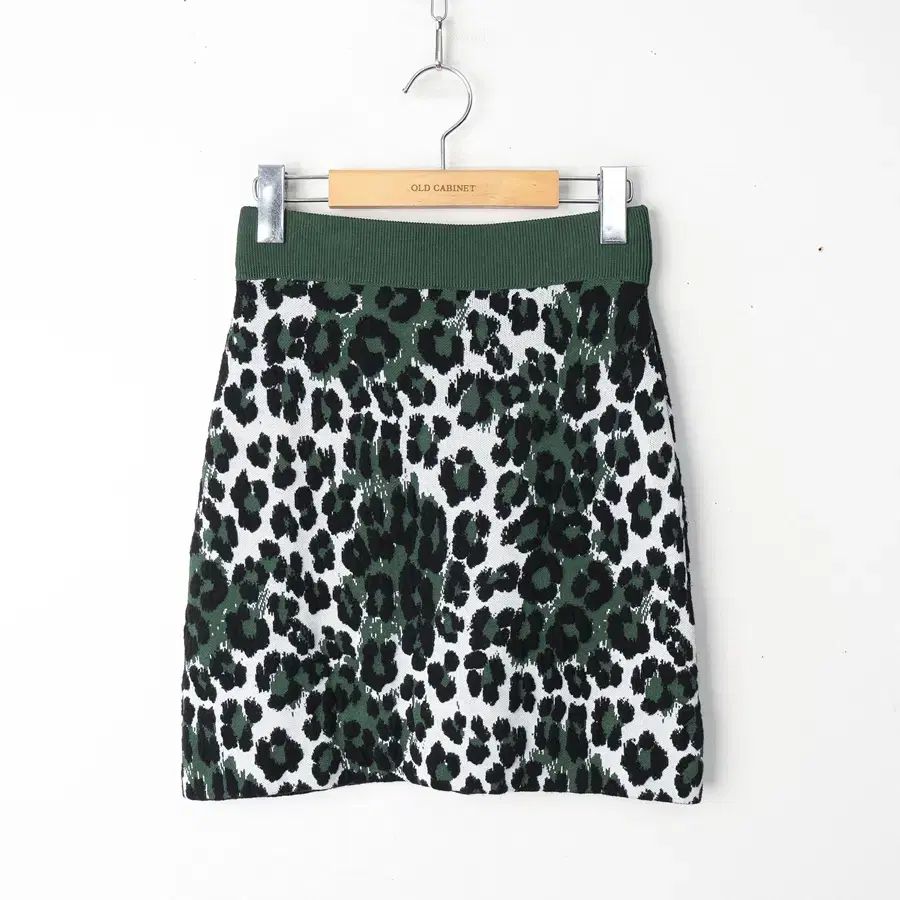 25 KENZO ケンゾー ヒョウ柄 レオパード ニット スカート