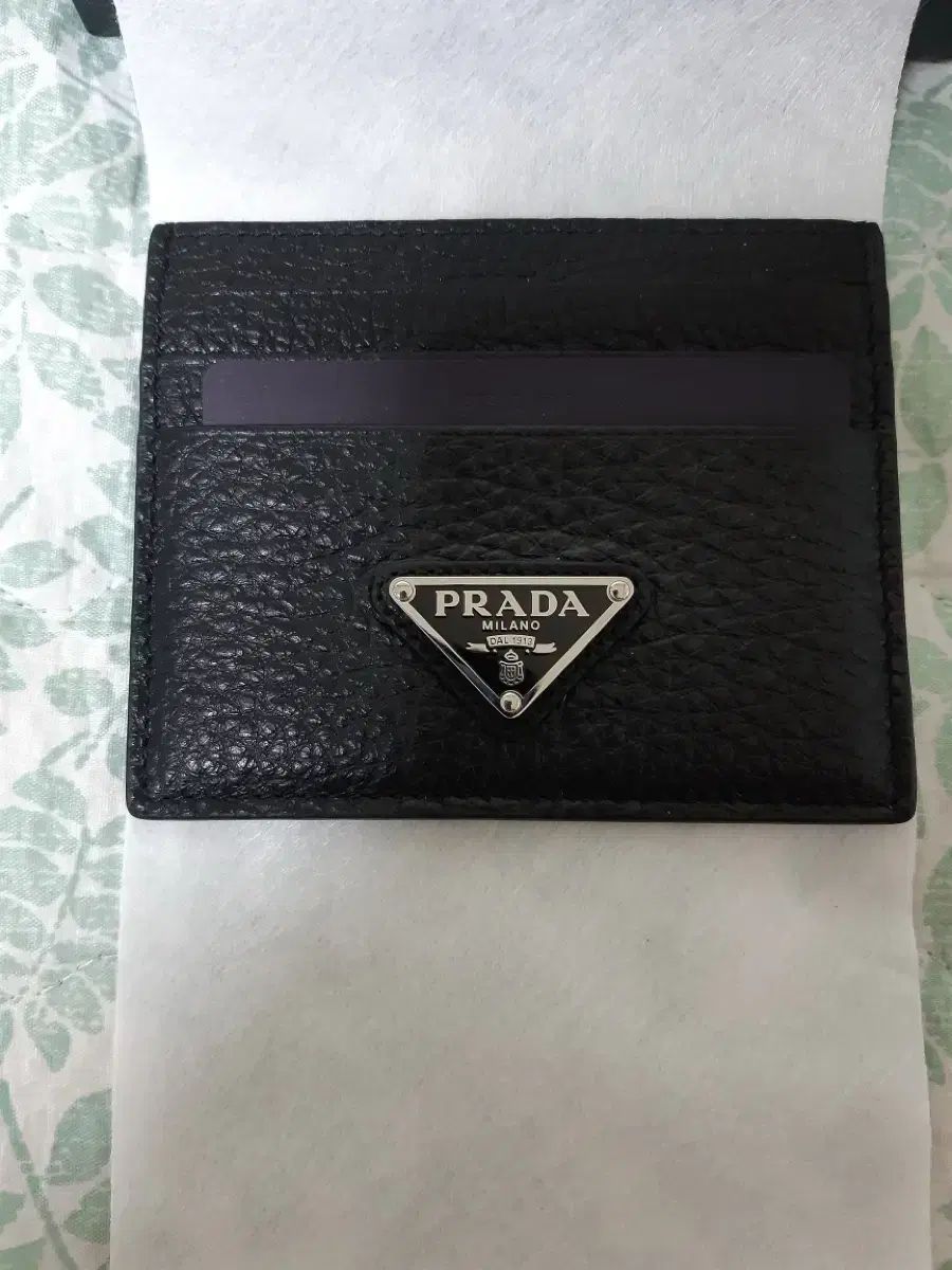 PRADA プラダ 三角ロゴ カードウォレット 25FW
