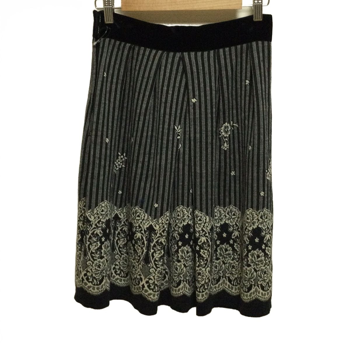 ヤ*リ様 KEITAMARUYAMA　馬柄　スカート　ケイタマルヤマ　ゴブラン織 ヤ*リ様 KEITAMARUYAMA 馬柄 スカート ケイタマルヤマ ゴブラン織 ヤ