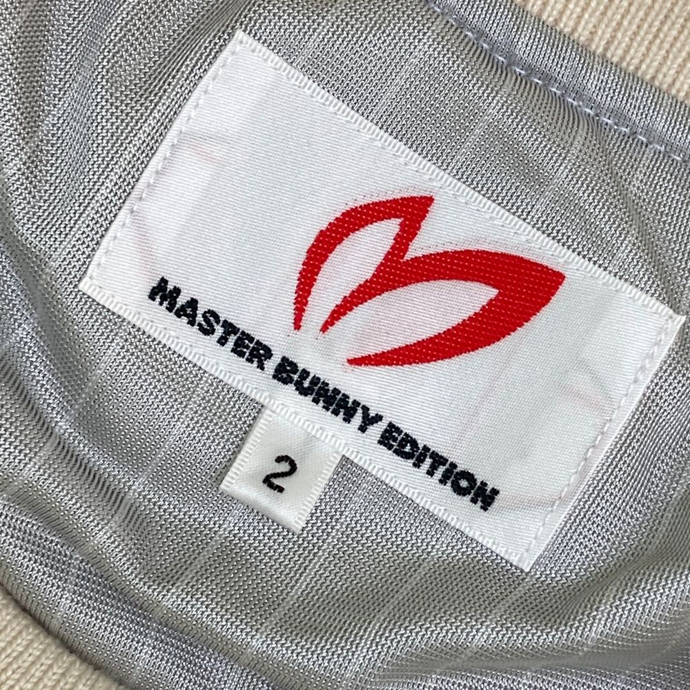 マスターバニー　白　サイズ女性用の2 サイズ：2 MASTER BUNNY EDITION マスターバニーエディション 2019年