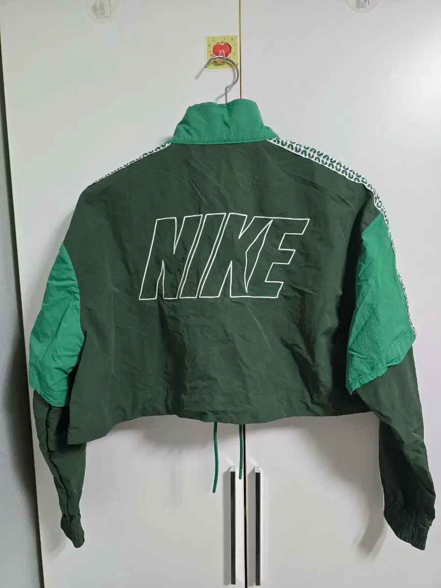 ナイキ NIKE NSW レディース クロップド トラック ジャケット S