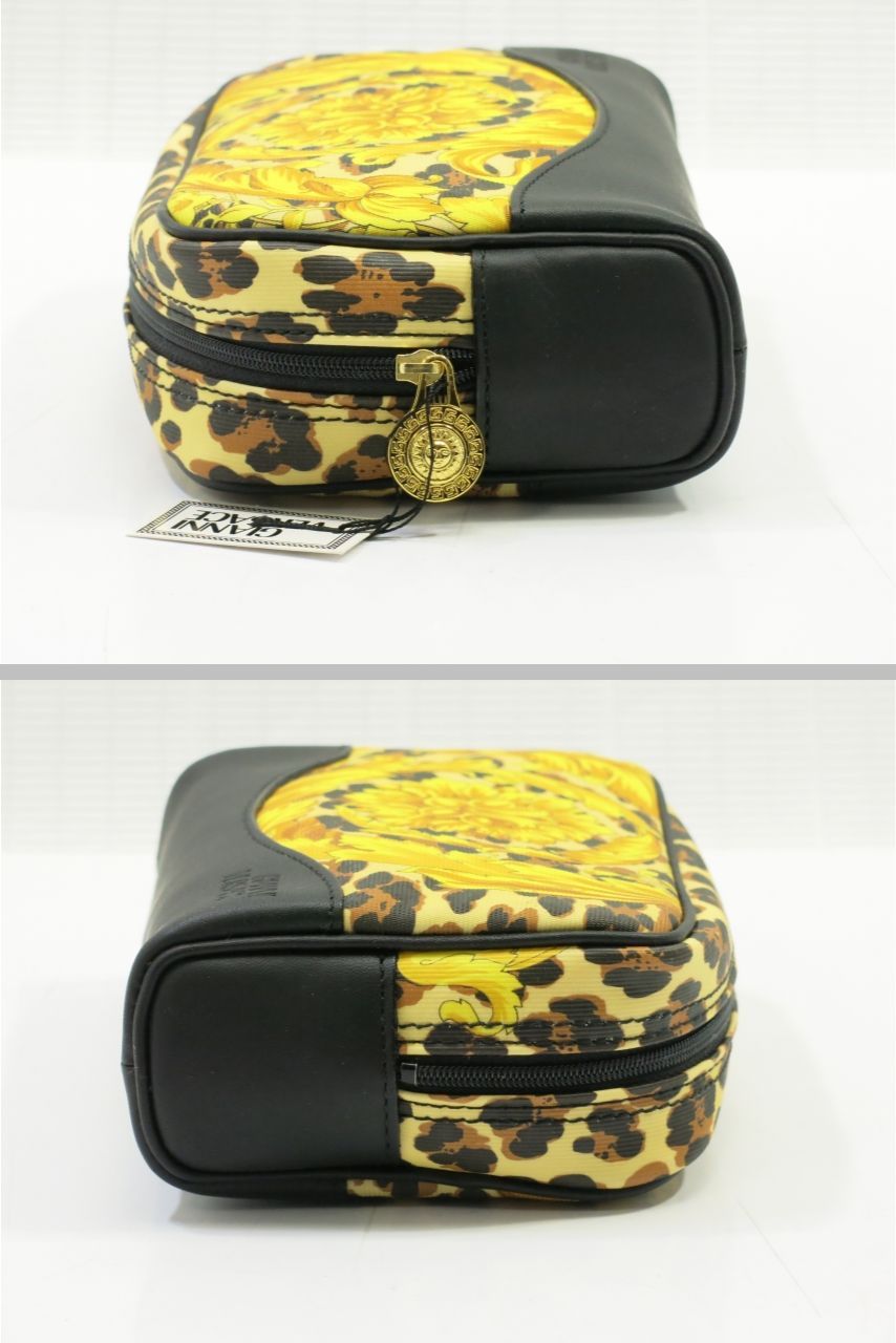 ジャンニヴェルサーチ コスメポーチ