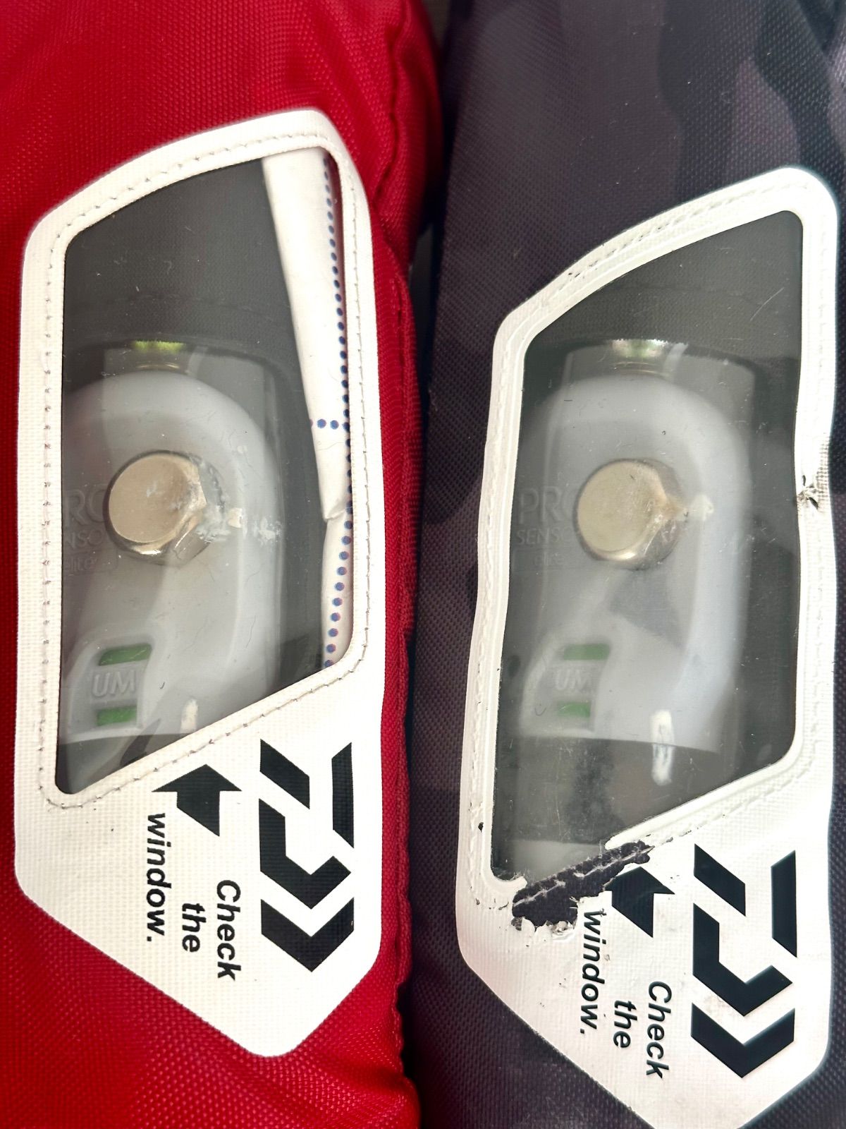 スペアボンベ付き