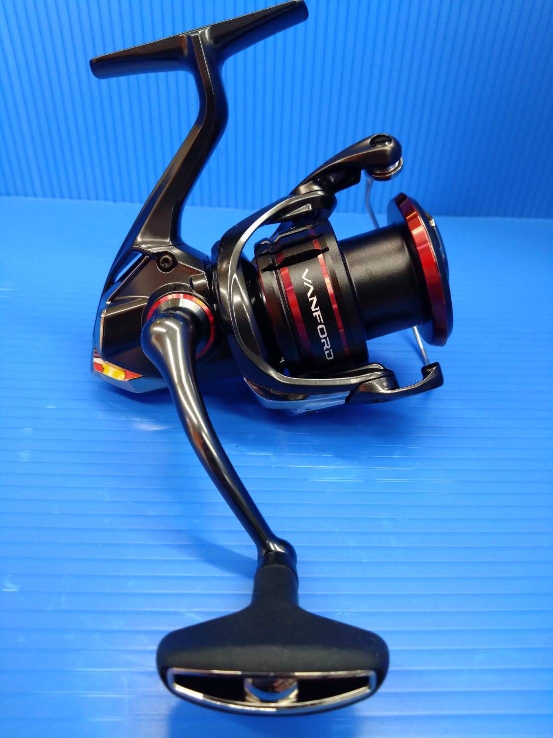 シマノ 20ヴァンフォード C3000HG スピニング 駆動良好 人気モデル 03