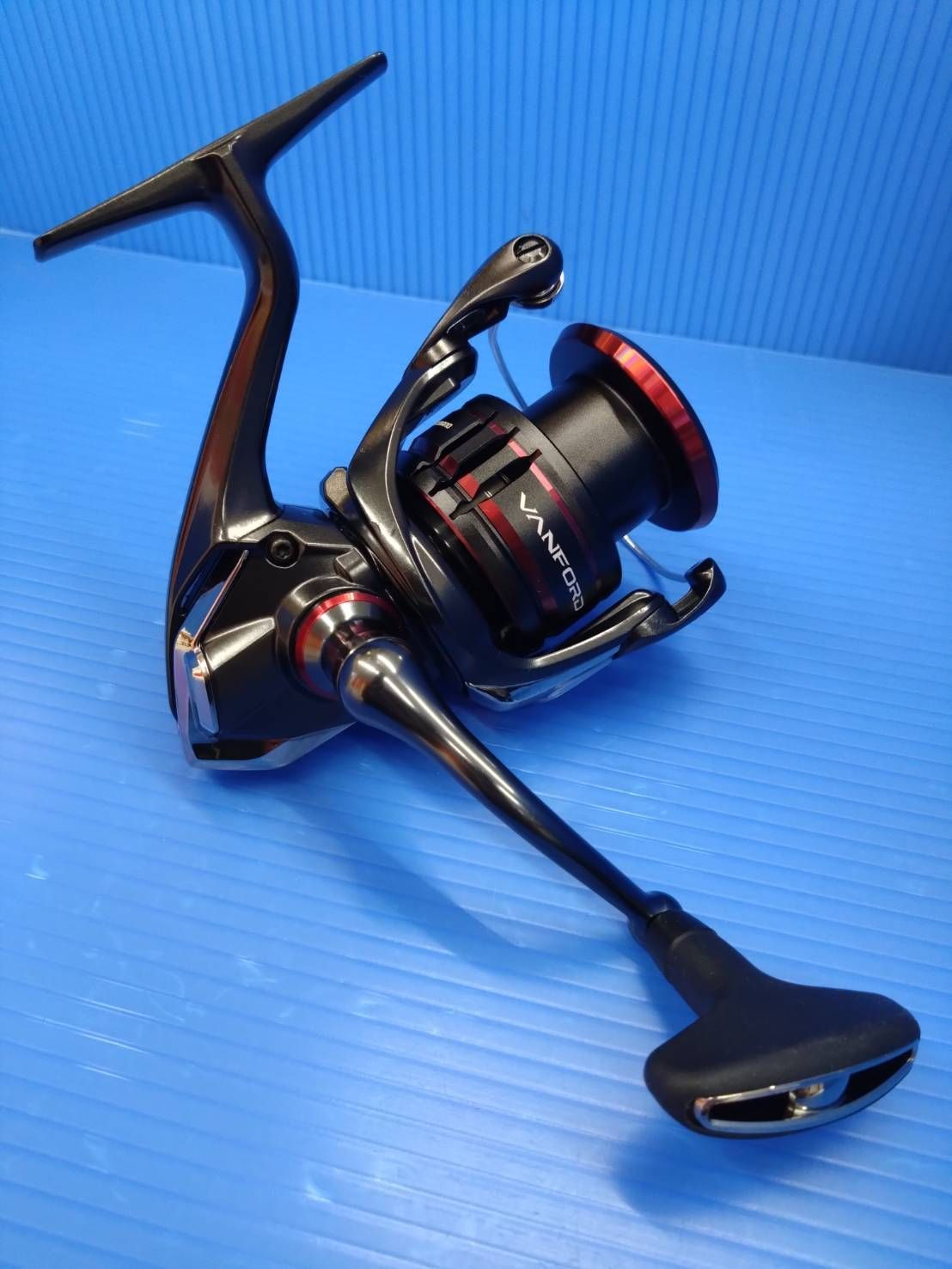 シマノ 20ヴァンフォード C3000HG スピニング 駆動良好 人気モデル 03