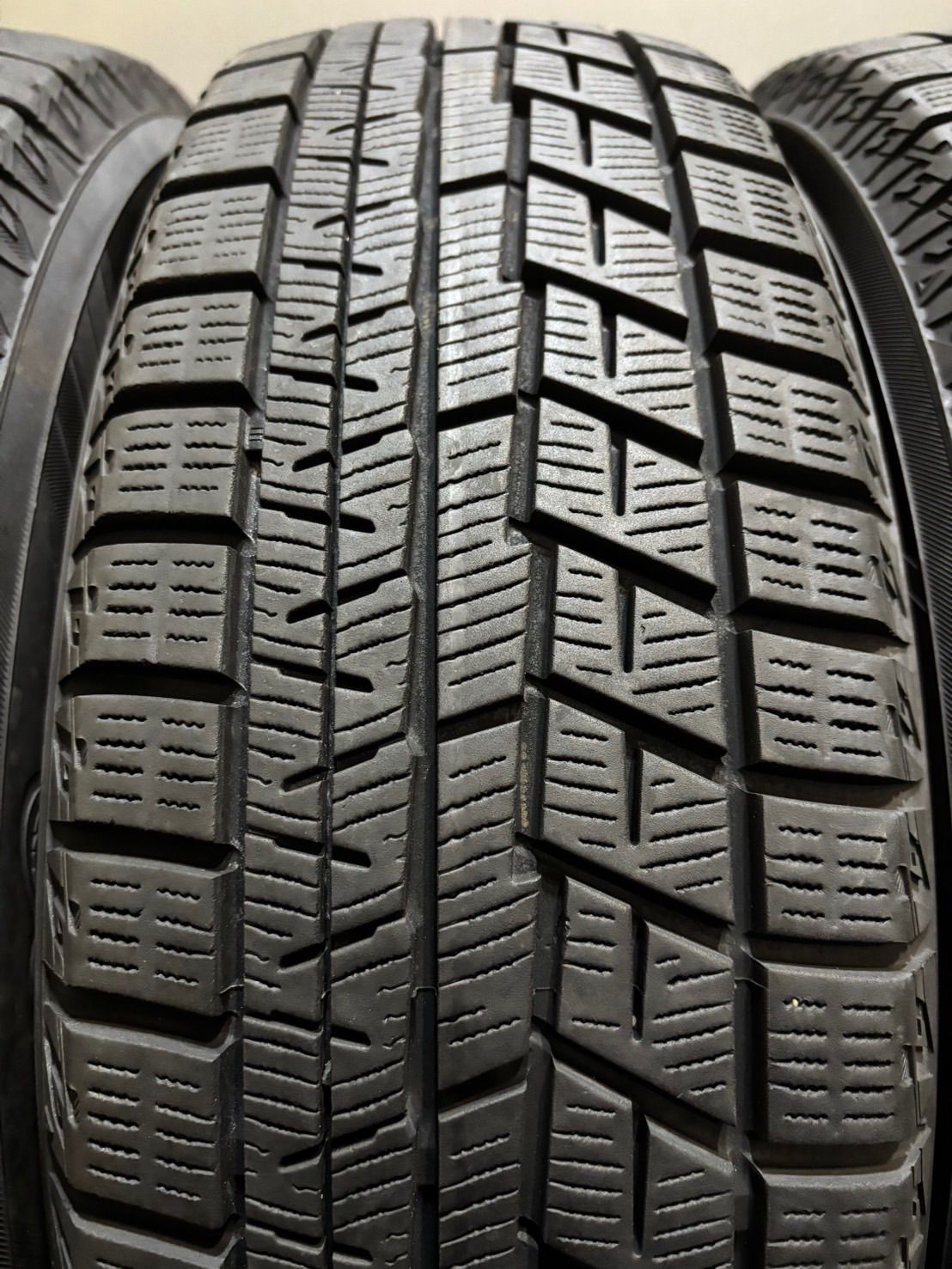  175 65 R 15 ice GUARD iG 60 23年製 スタッドレス 4本 ヨコハマ アイスガード アクア ヤリス フィット 4 K 610 15インチ スタッドレス