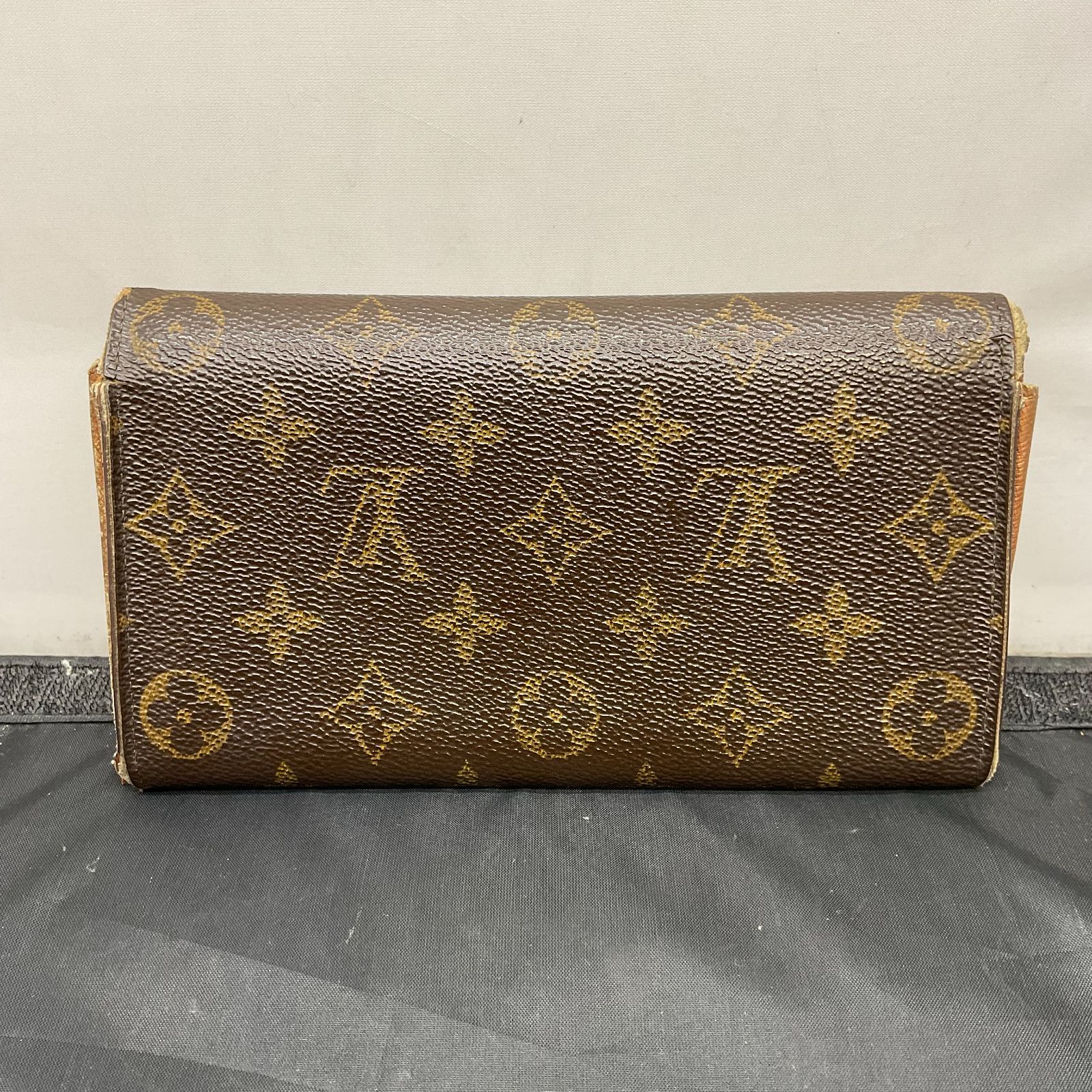 ルイヴィトン モノグラム 長財布