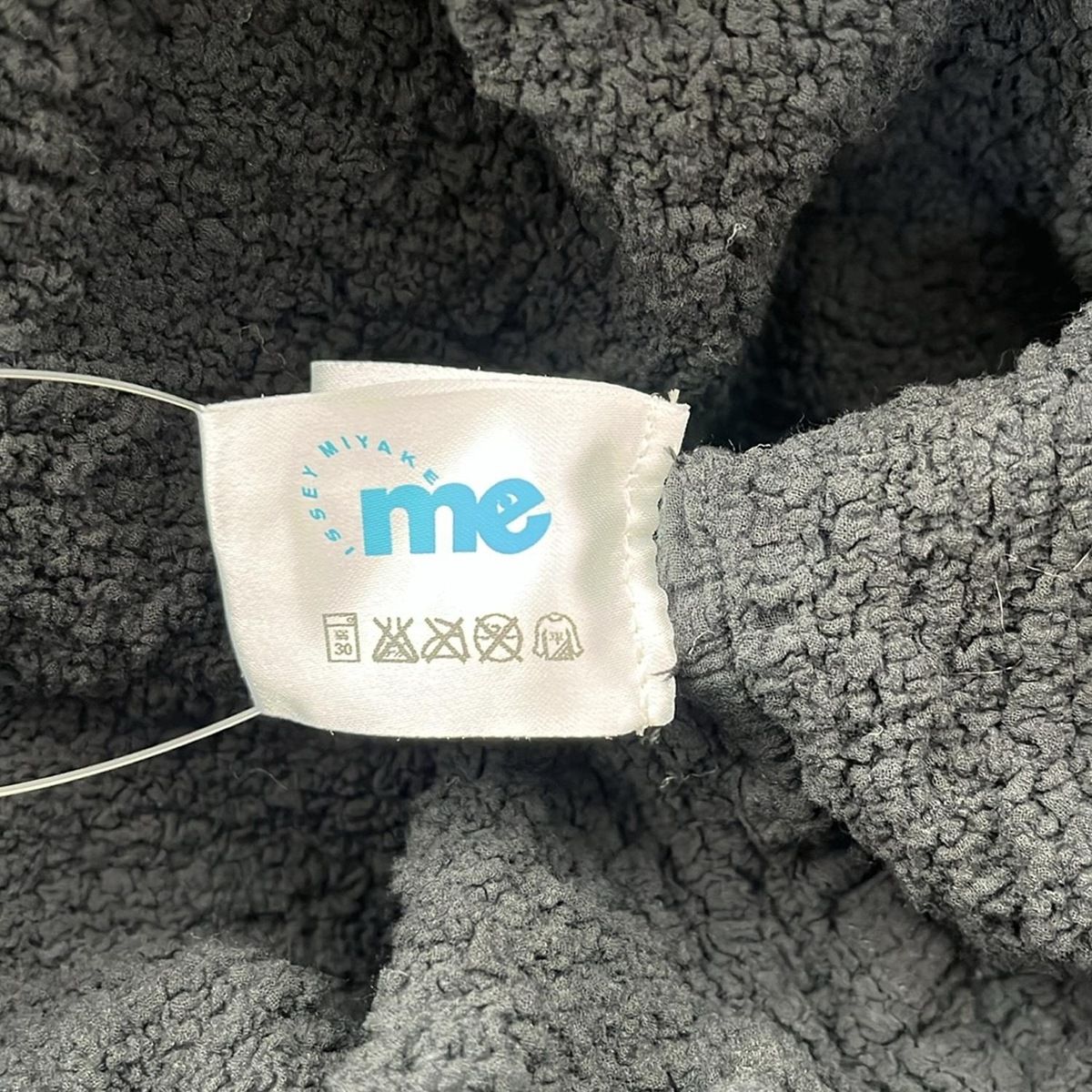 me issey miyake カリフラワー シワ加工 ノースリーブワンピース me issey miyake カリフラワー シワ加工 ノースリーブワンピース 楽天