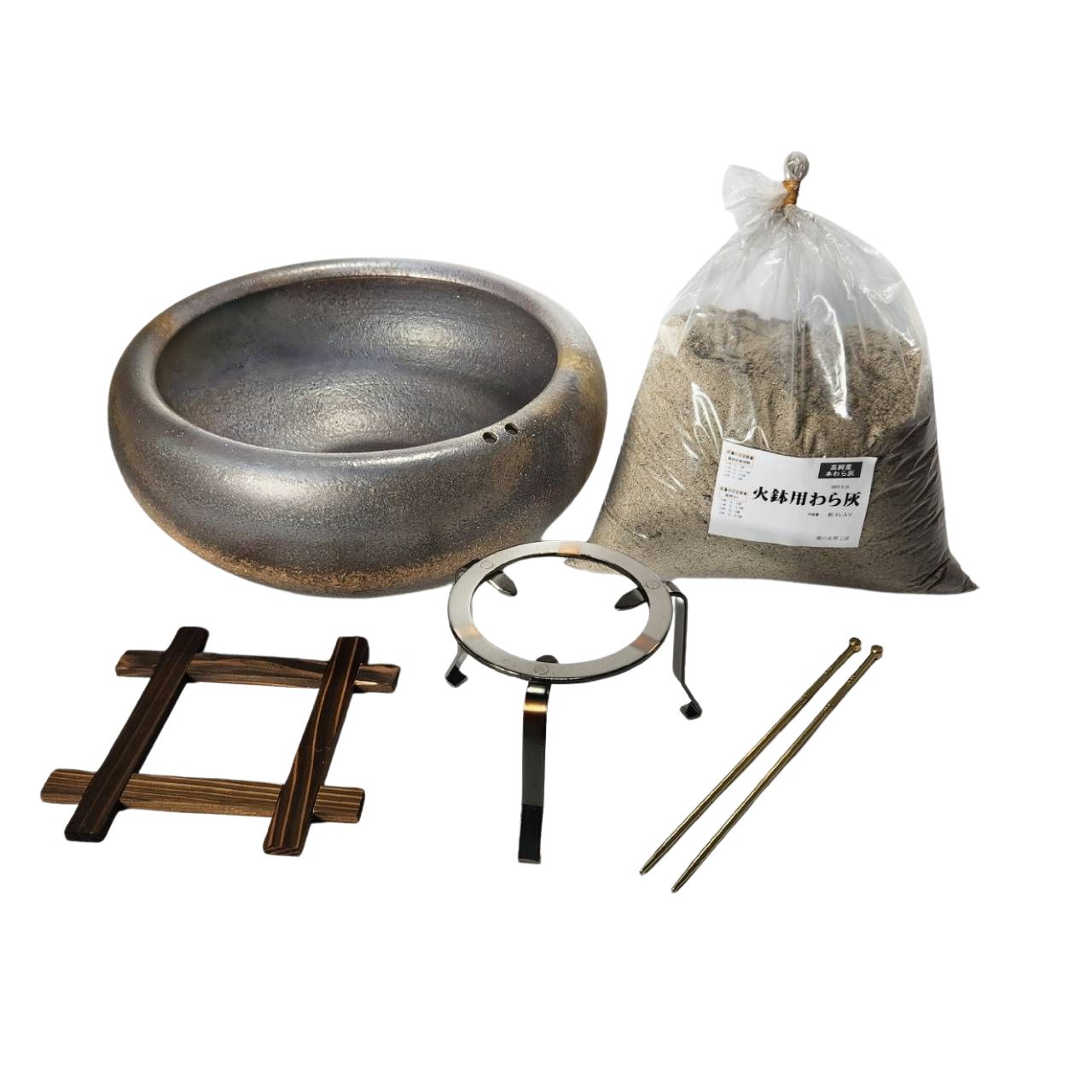 金彩浅型火鉢 11号 4点セット 本わら灰付 火箸 五徳 井ゲタ付き 信楽焼き 陶器 火鉢 暖房 わら灰 木炭 灰 ひばち 囲炉裏 灰汁 B 025 18