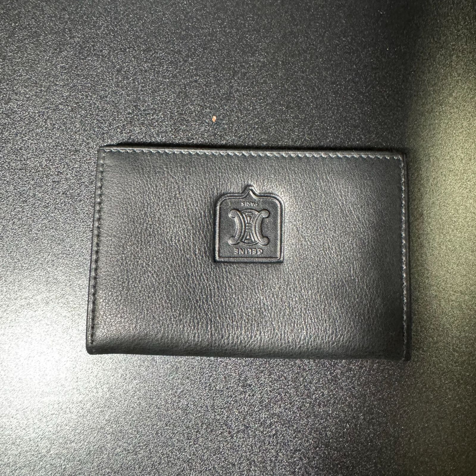 セリーヌ レザー 二つ折りカードケース B25111044