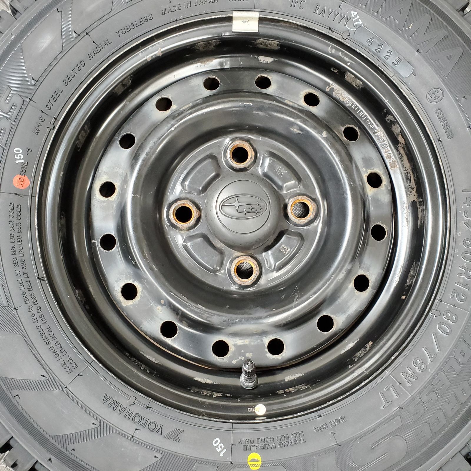 25年製 タイヤ 145 80 R 12 78 N LT ヨコハマ SY 01 スバル サンバー ダイハツOEM スタッドレスタイヤ 冬タイヤ 1174