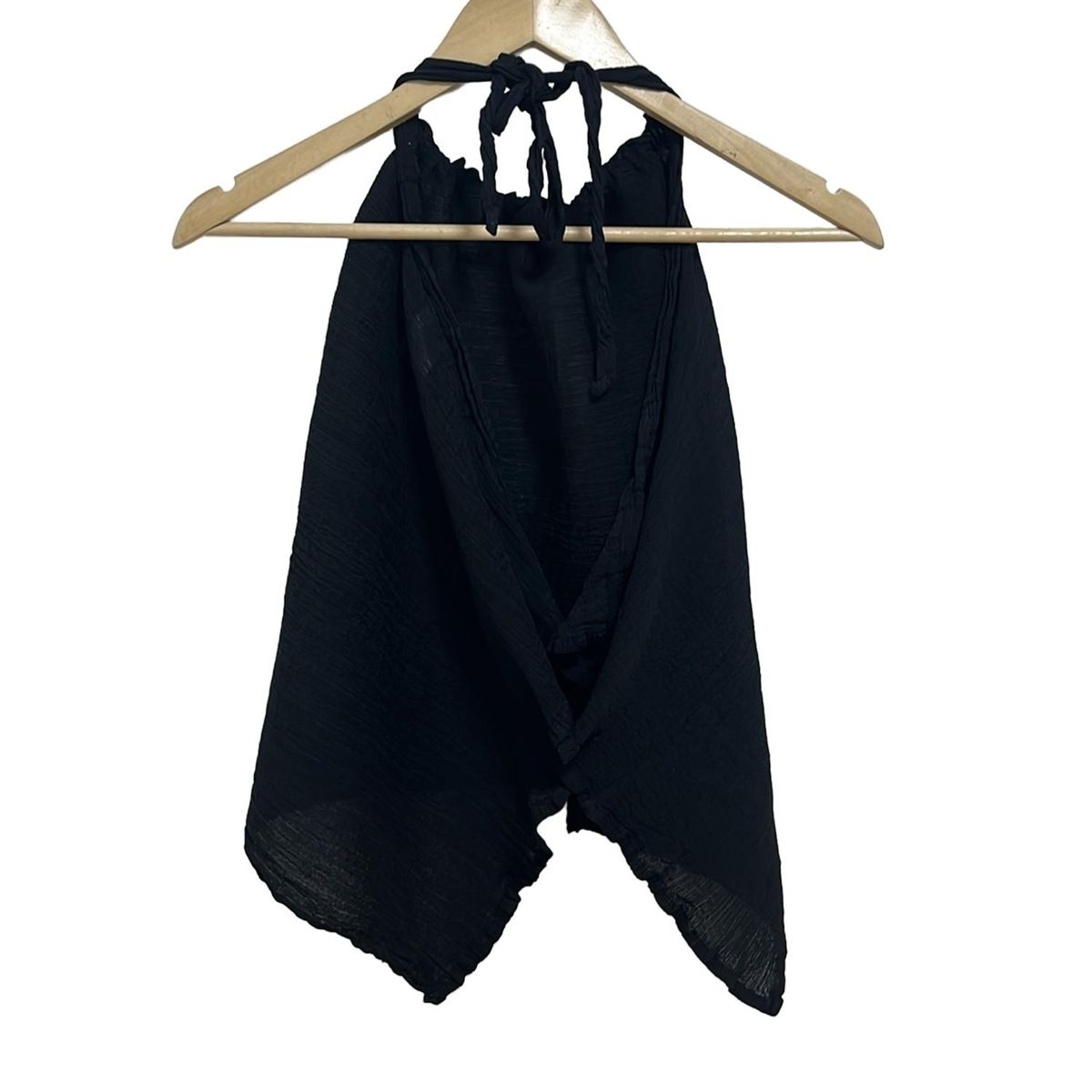 me ISSEY MIYAKE ミー イッセイミヤケ ホルターネックキャミソール レディース - 黒