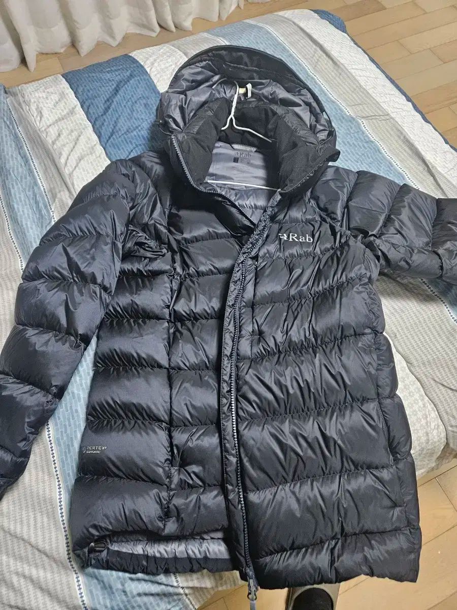 Rab エクシーあんスタプロ 韓国 サイズM