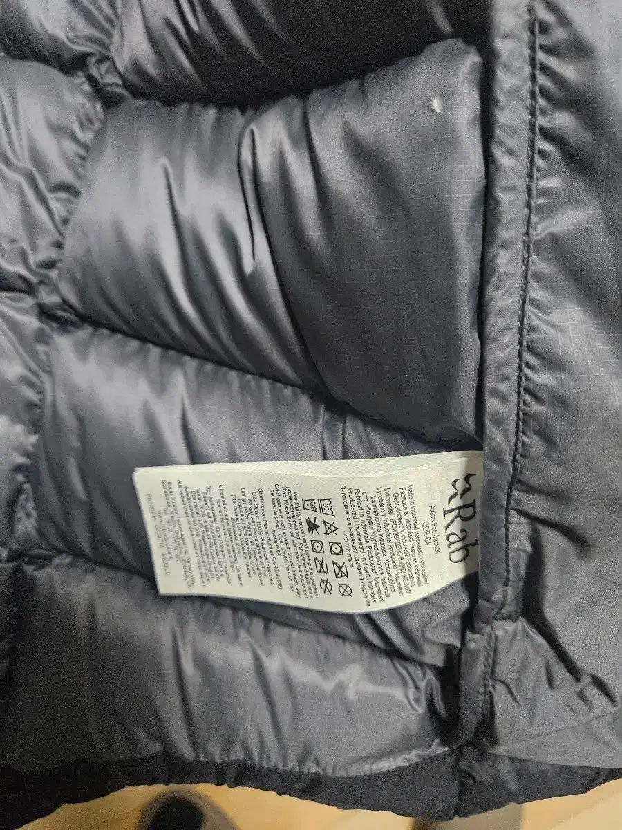 Rab エクシーあんスタプロ 韓国 サイズM