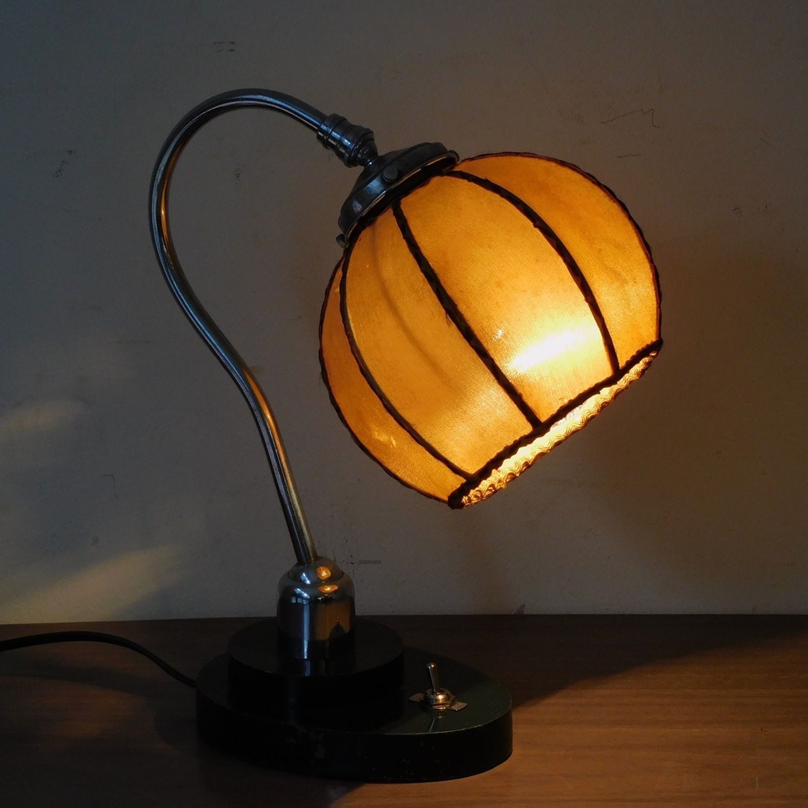 戦前 ふるいデスクライト HK a 05671 レトロ 卓上照明 ライト 電気スタンド