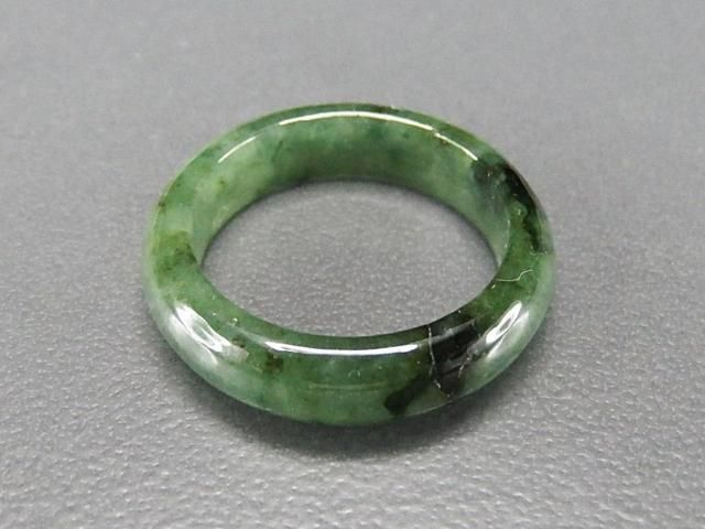 ミャンマー翡翠指輪17号  販済 17号 ミャンマー産本翡翠くりぬきリング｜マライカ公式通販