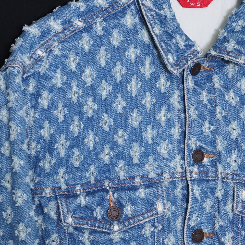 ジャケット・アウター Supreme Hole Punch Denim Trucker Jacket SS20 Supreme Hole Punch Denim Trucker Jacket - パンチ デニム