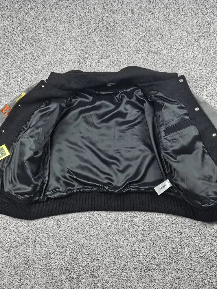 ATEEZ アチズ THUNDER ポップアップ ウインドブレーカー 米・ビル