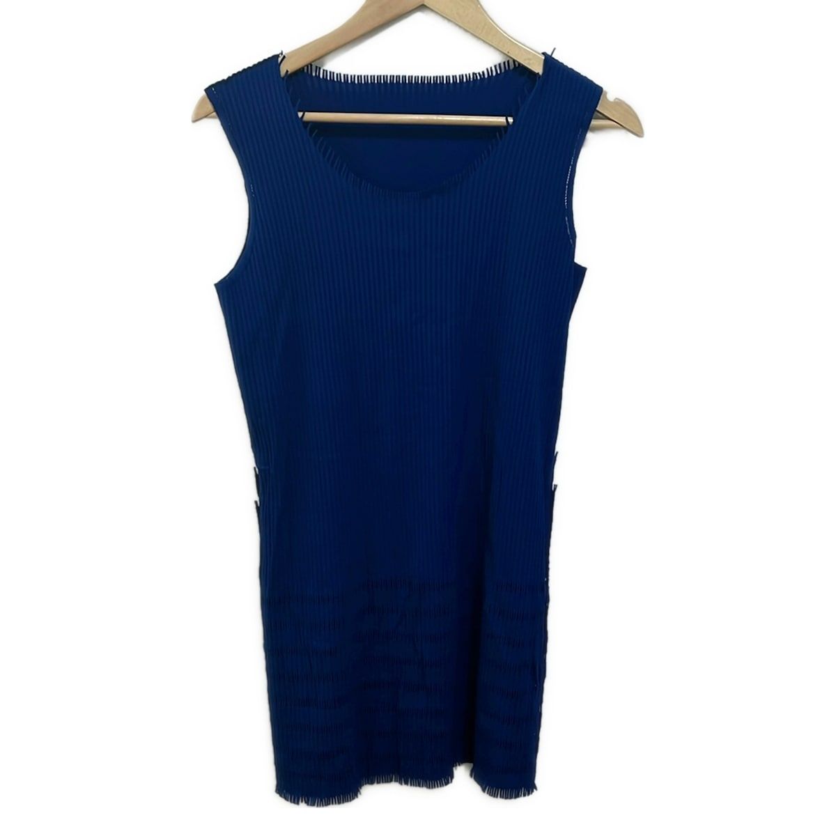 A.POC イッセイミヤケ ノースリーブカットソー サイズ3 L レディース - ブルー PLEATS PLEASE INSIDE