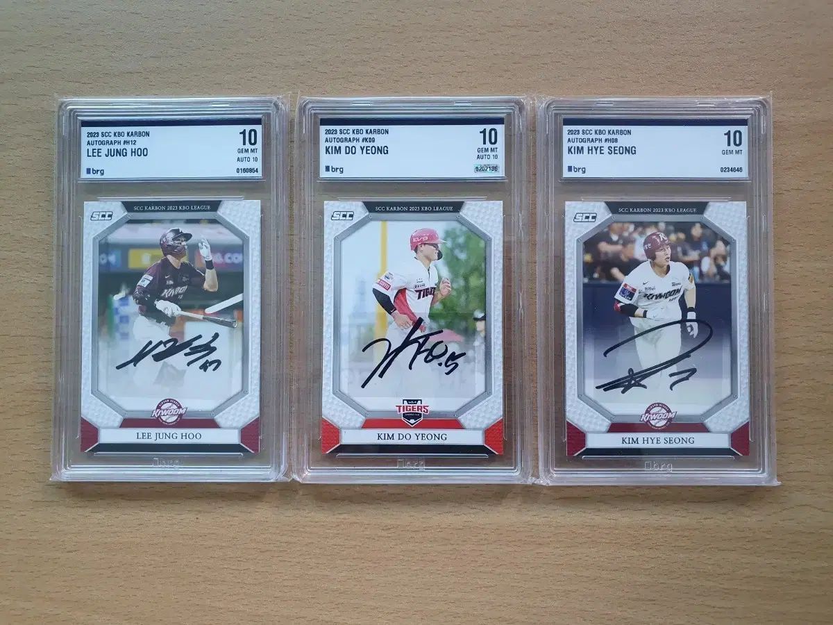 2025 SCC KBO 李政厚 イ ジョンフ キム ドヨン DOYOUNG 金 慧成₍キム ヘソン オートBRG10カード 3枚セット