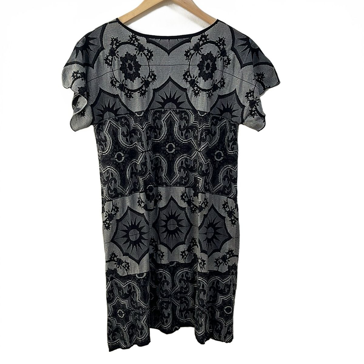 A.POC(イッセイミヤケ) ワンピース サイズ3 L レディース - グレー×黒