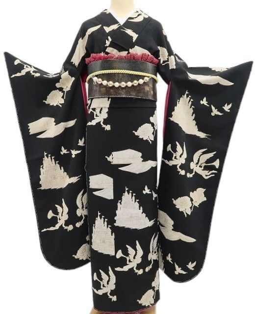 平和屋着物○セミアンティーク 振袖 駒刺繍 草花文 金糸 金彩 正絹