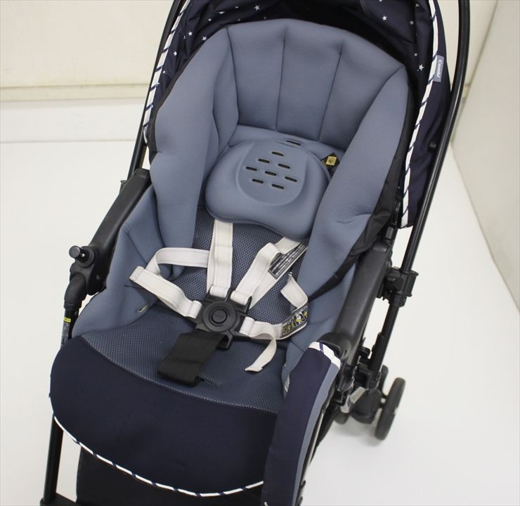 コンビ製ベビーカー 生後1カ月～