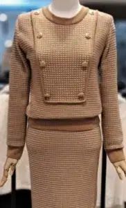 イザット ダブルボタン デザインテープ プルオーバー BUNNY ニットセットアップ ポール 1221