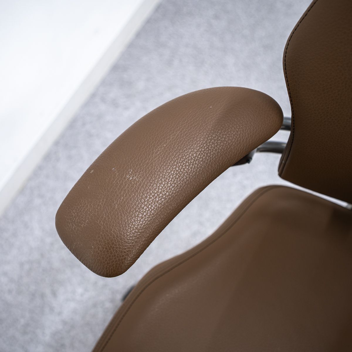 ブラウン ニールズ