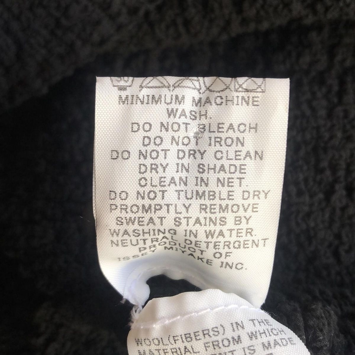 me ISSEY MIYAKE(ミー/イッセイミヤケ) アンサンブル レディース - 黒