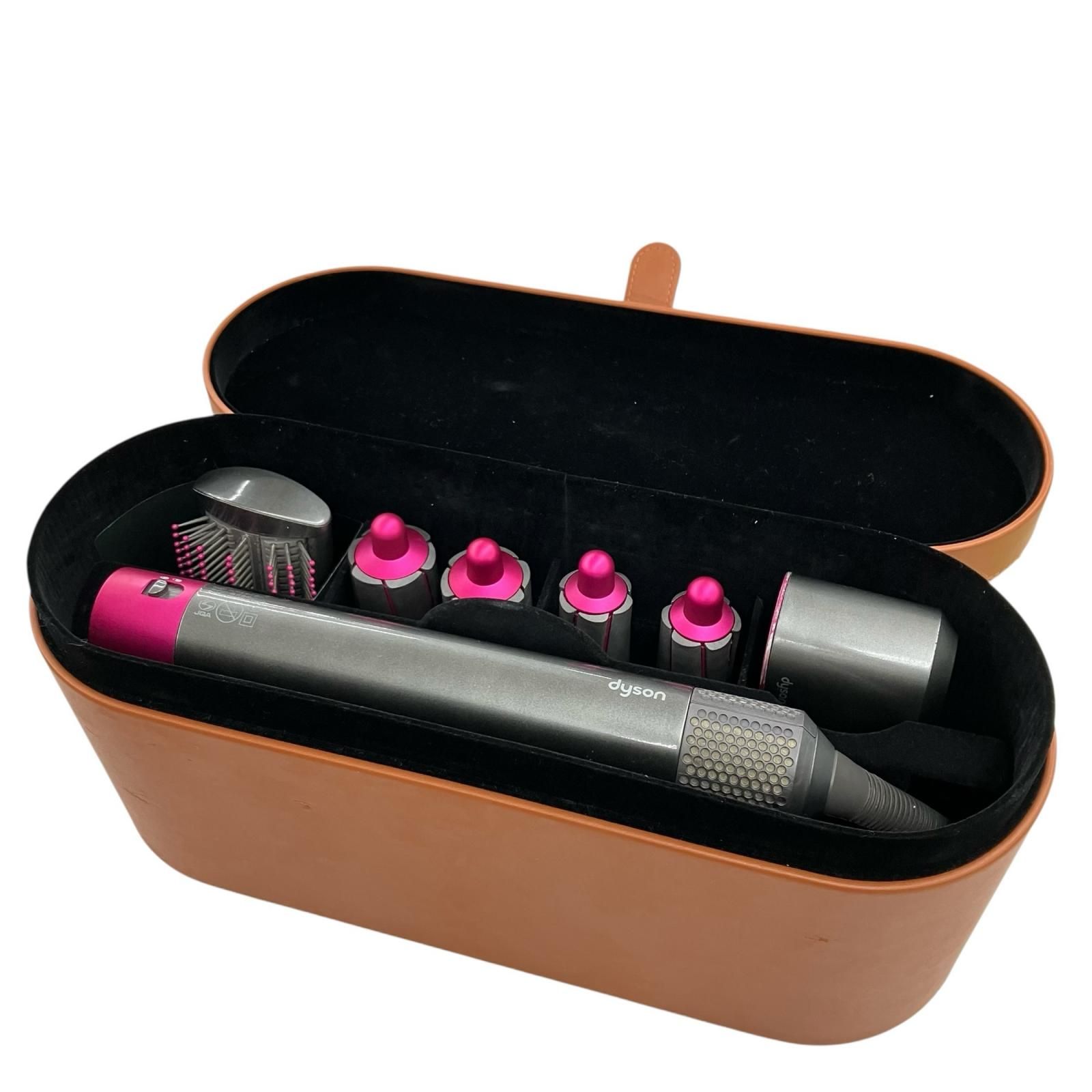 ヘアスタイラー