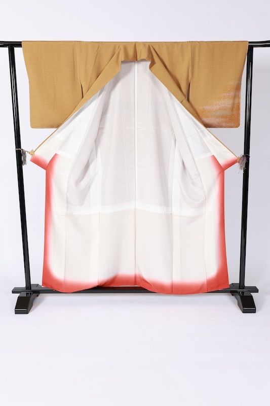 無地付け下げ　新品未使用品　カラシ　グリーン　ピンク　たたき　B1106 無地付け下げ 新品未使用品 カラシ グリーン ピンク たたき B1106
