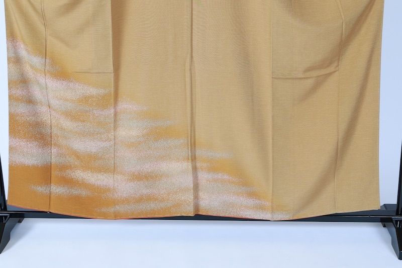 無地付け下げ 新品未使用品 カラシ グリーン ピンク たたき B1106