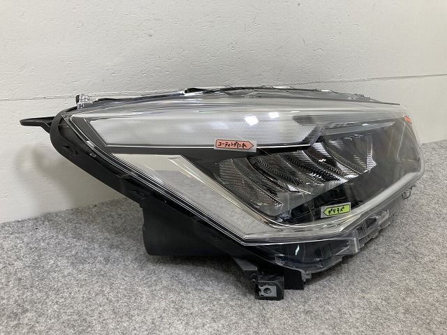 ライズ A200A/A210A/A201A/A202A 純正 後期 右 ヘッドライト/ランプ